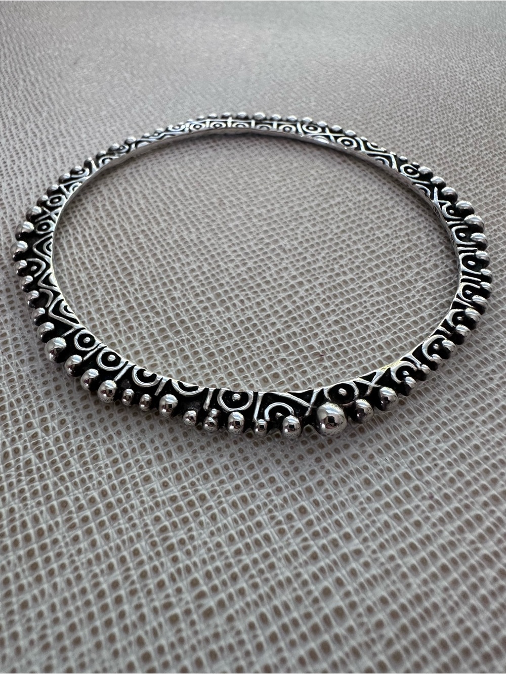 Silpada Silver Decorative Dot & Swirl Bangle Bracelet